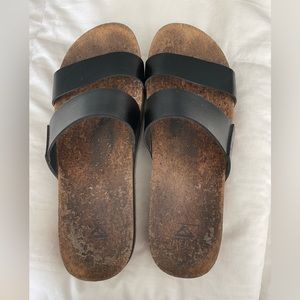 Reef sandals size 10